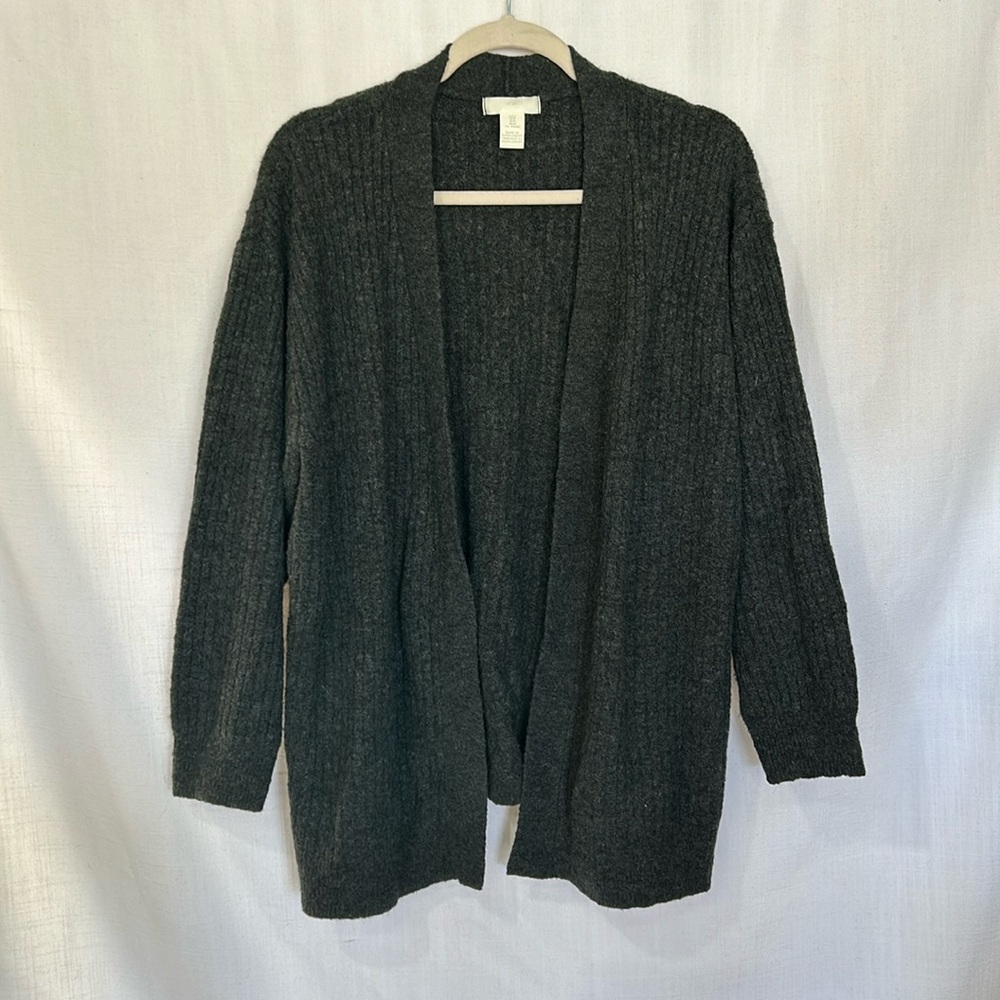 H&M grey cardigan